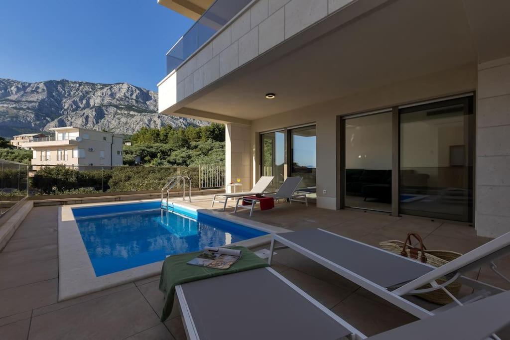 Apartman Delux With Private Pool - Makarska Exklusiv Tucepi Ngoại thất bức ảnh