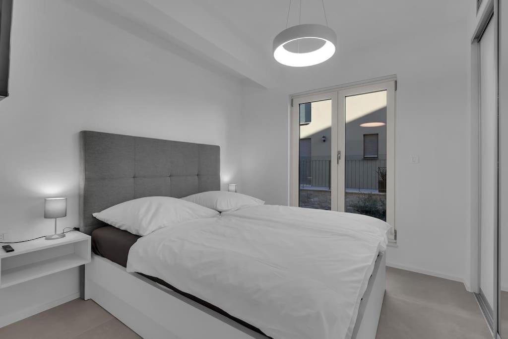 Apartman Delux With Private Pool - Makarska Exklusiv Tucepi Ngoại thất bức ảnh