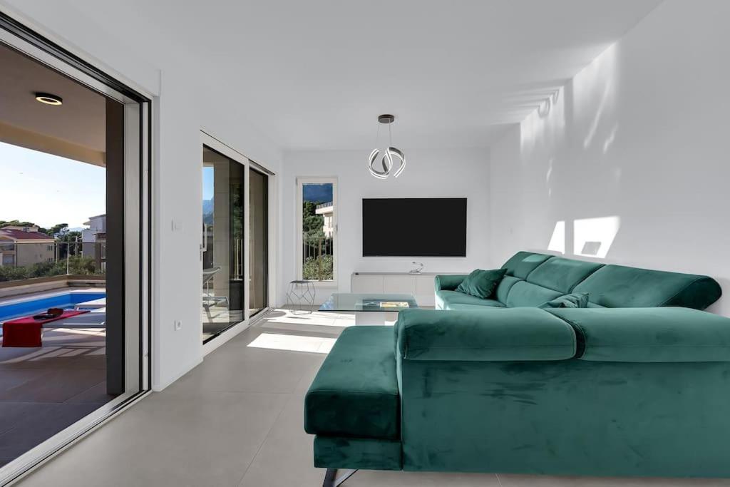 Apartman Delux With Private Pool - Makarska Exklusiv Tucepi Ngoại thất bức ảnh