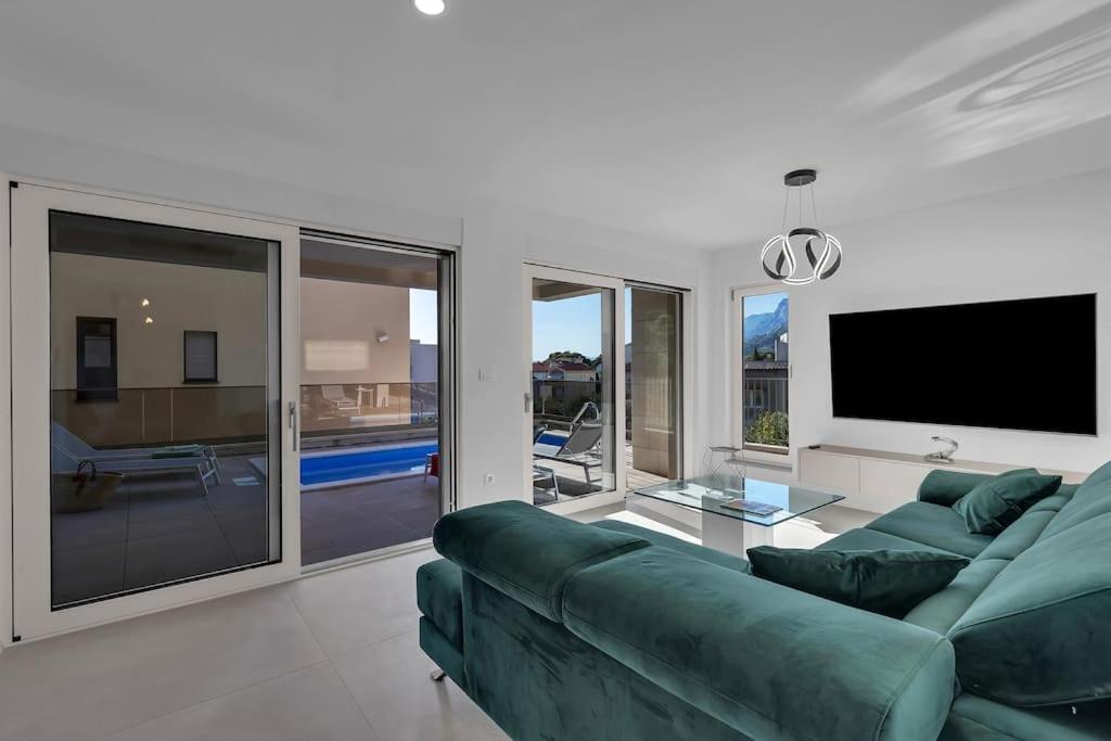 Apartman Delux With Private Pool - Makarska Exklusiv Tucepi Ngoại thất bức ảnh